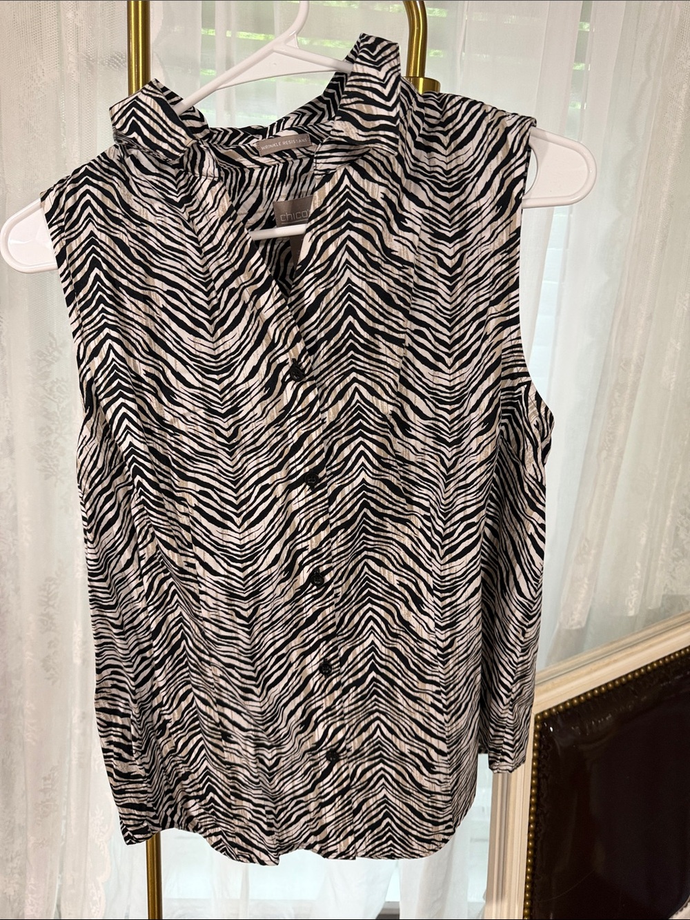 Chico's Black & White Zebra-Print Sleeveless Button-Front Blouse
